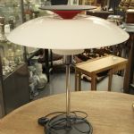 813 4096 TABLE LAMP